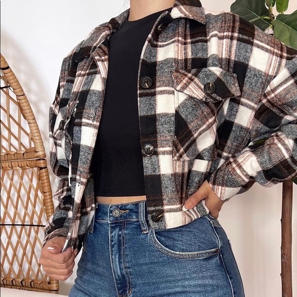 Plaid print cropped flannel / jacket - Picture 2 of 5